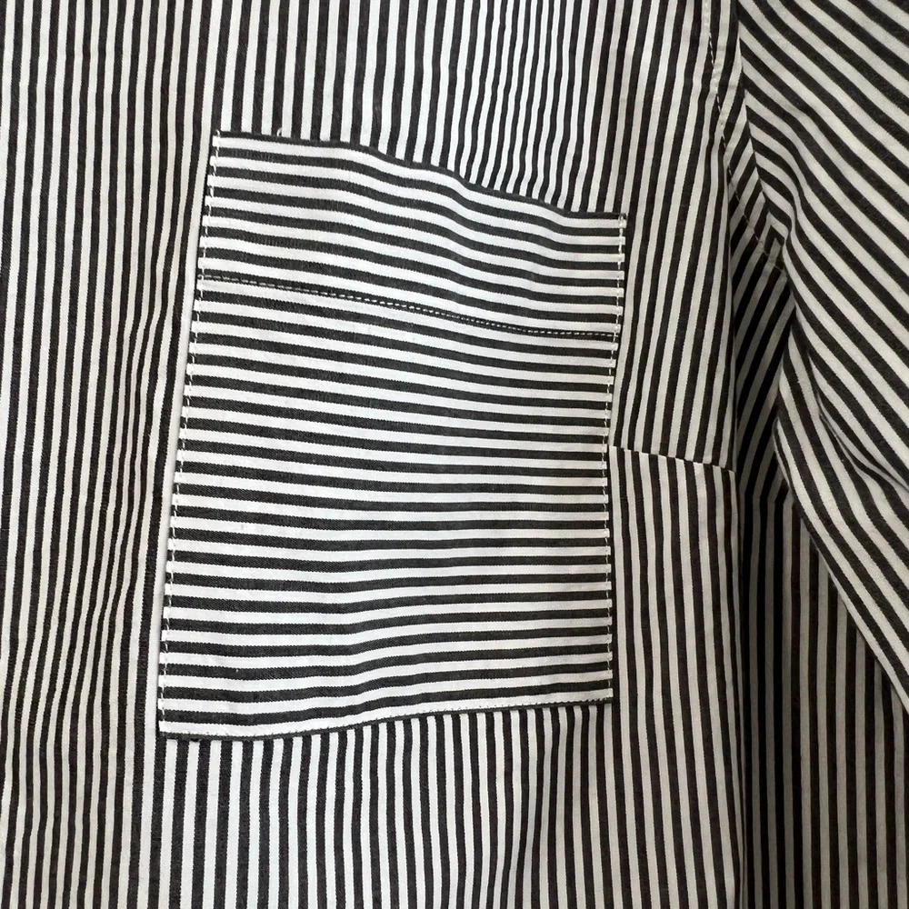 J. Crew women long sleeve striped shirt blouse top with pocket black white small